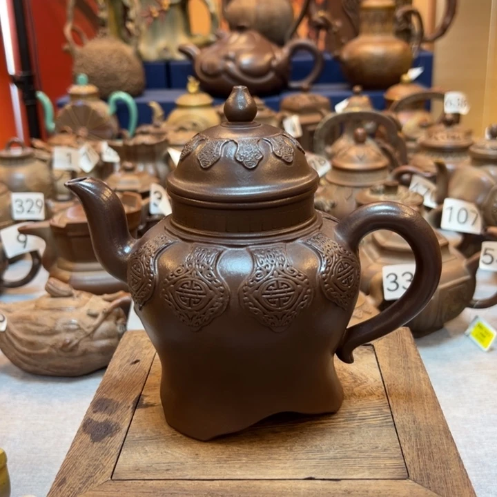 紫砂壶等艺术精品