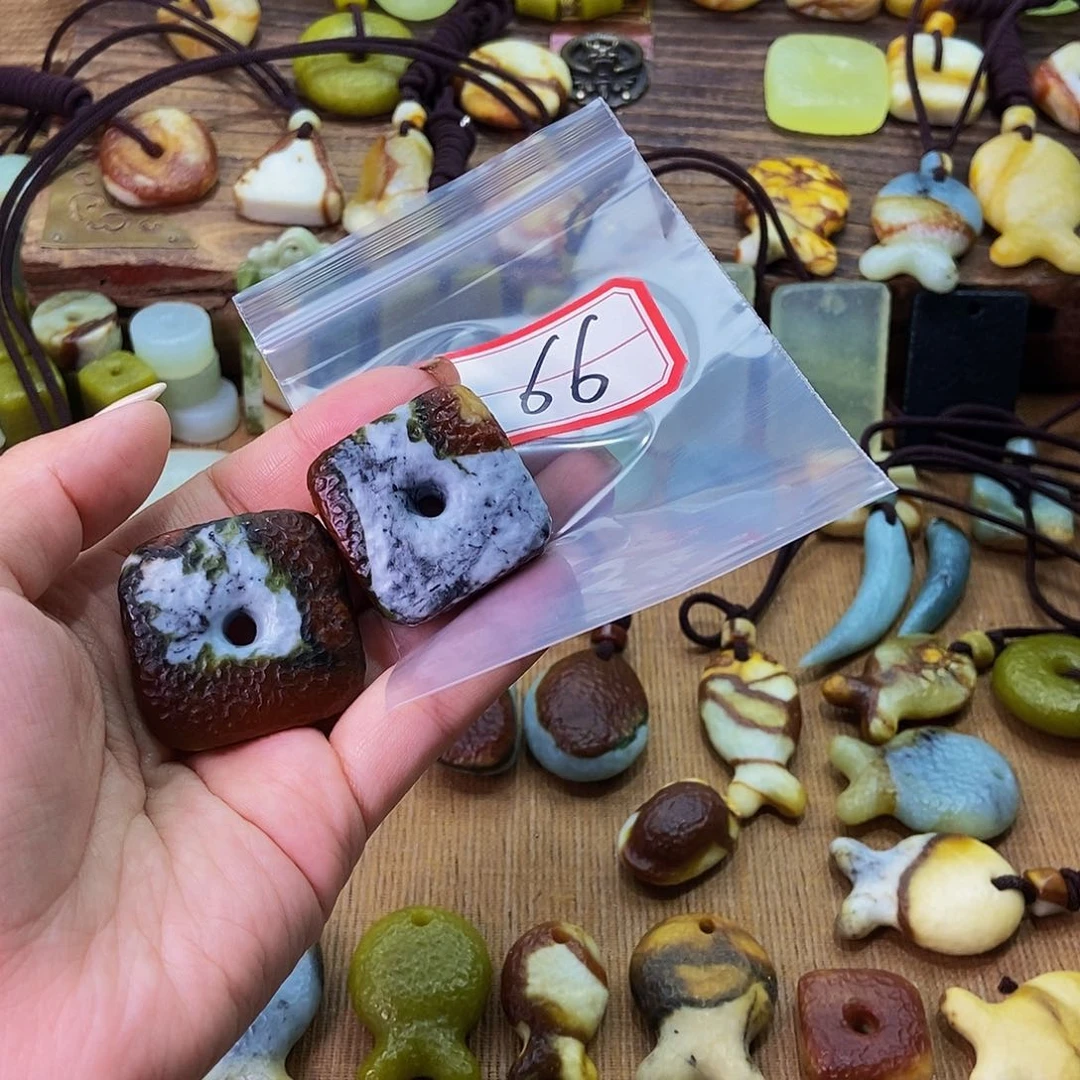 未镶嵌蛇纹石玉挂件旋****子