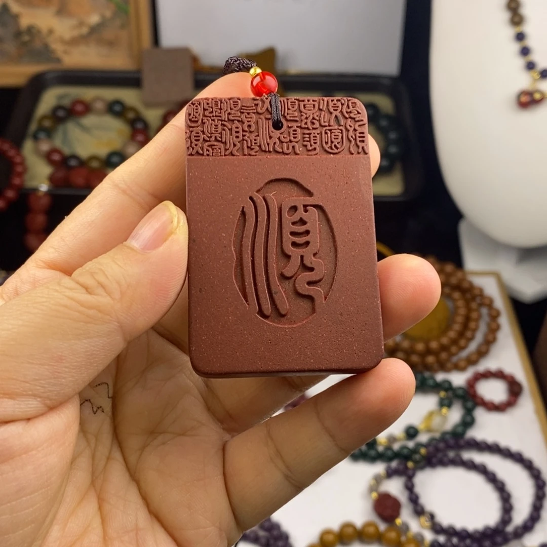 泥塑花蕊夫人脖挂中药合香珠