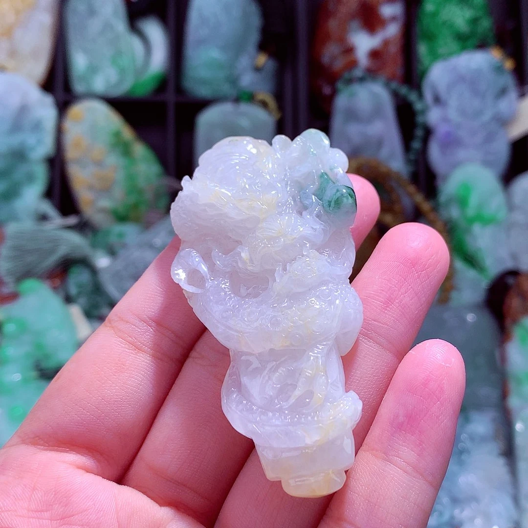 颈饰未镶嵌翡翠天然