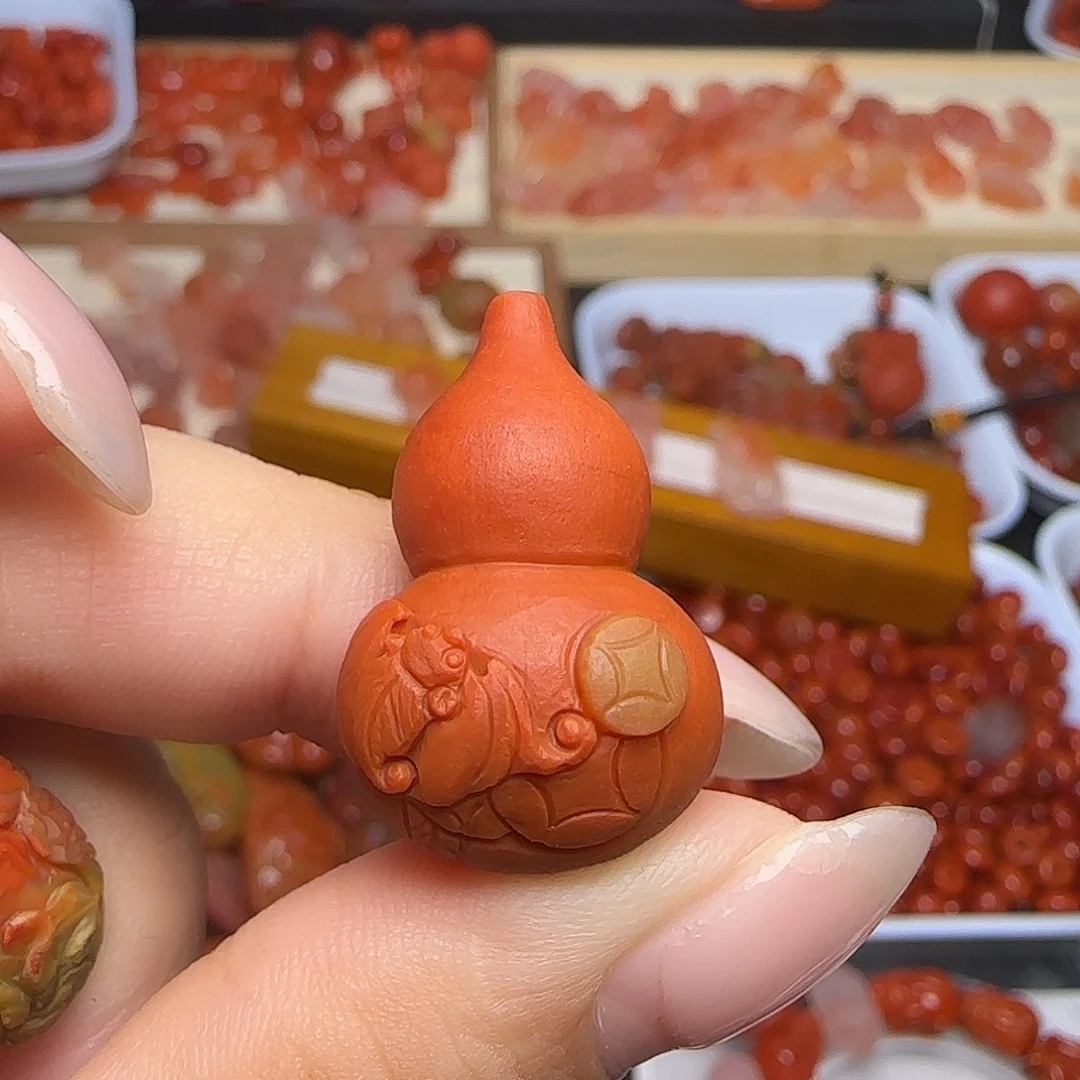 南红玛瑙未镶嵌颈饰