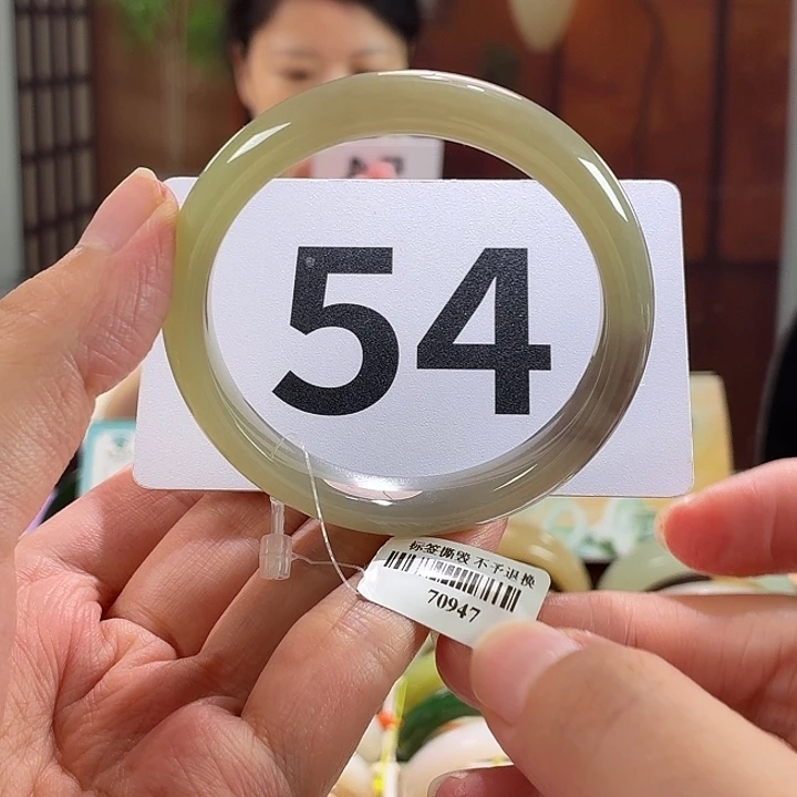 和田玉未镶嵌手镯5