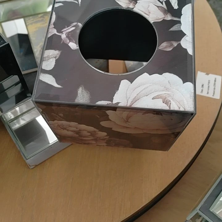 陶瓷花瓶部分微瑕