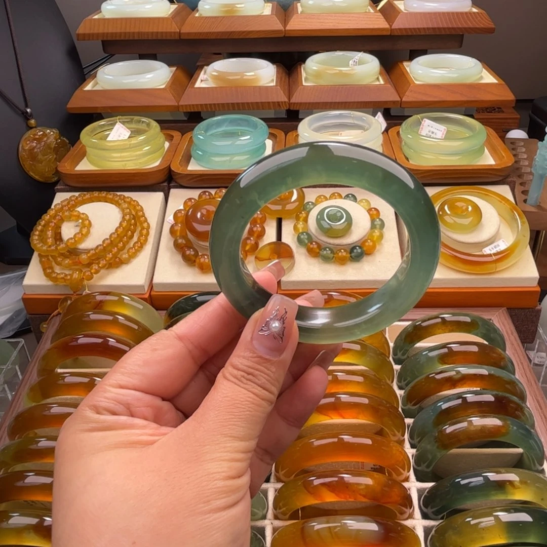 蛇纹石玉未镶嵌57-58