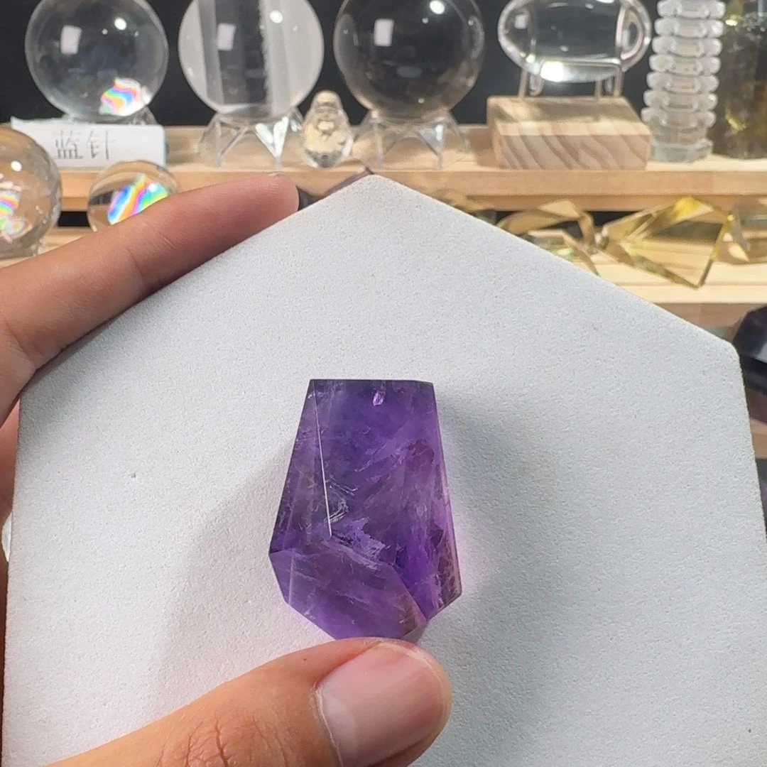 水晶珠宝半成品未镶嵌紫晶