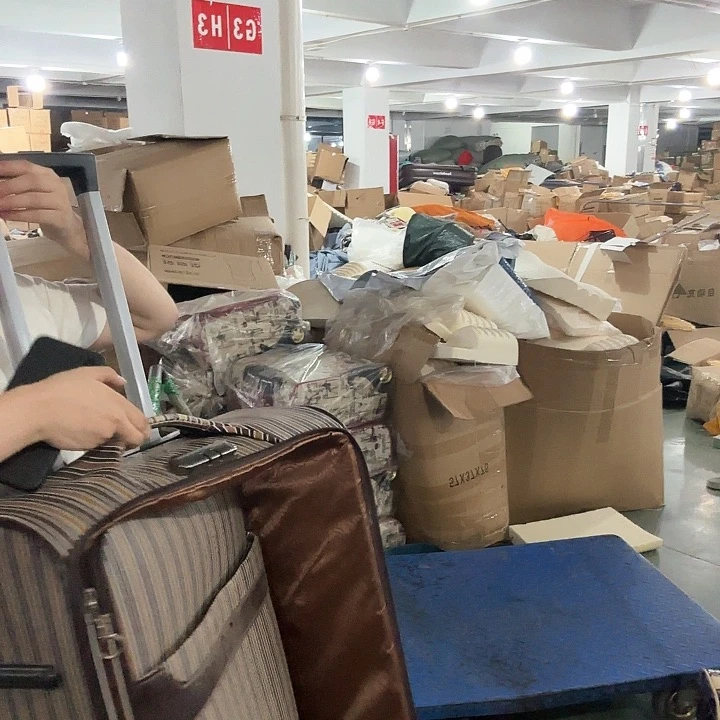 棕色条纹拉杆箱24寸