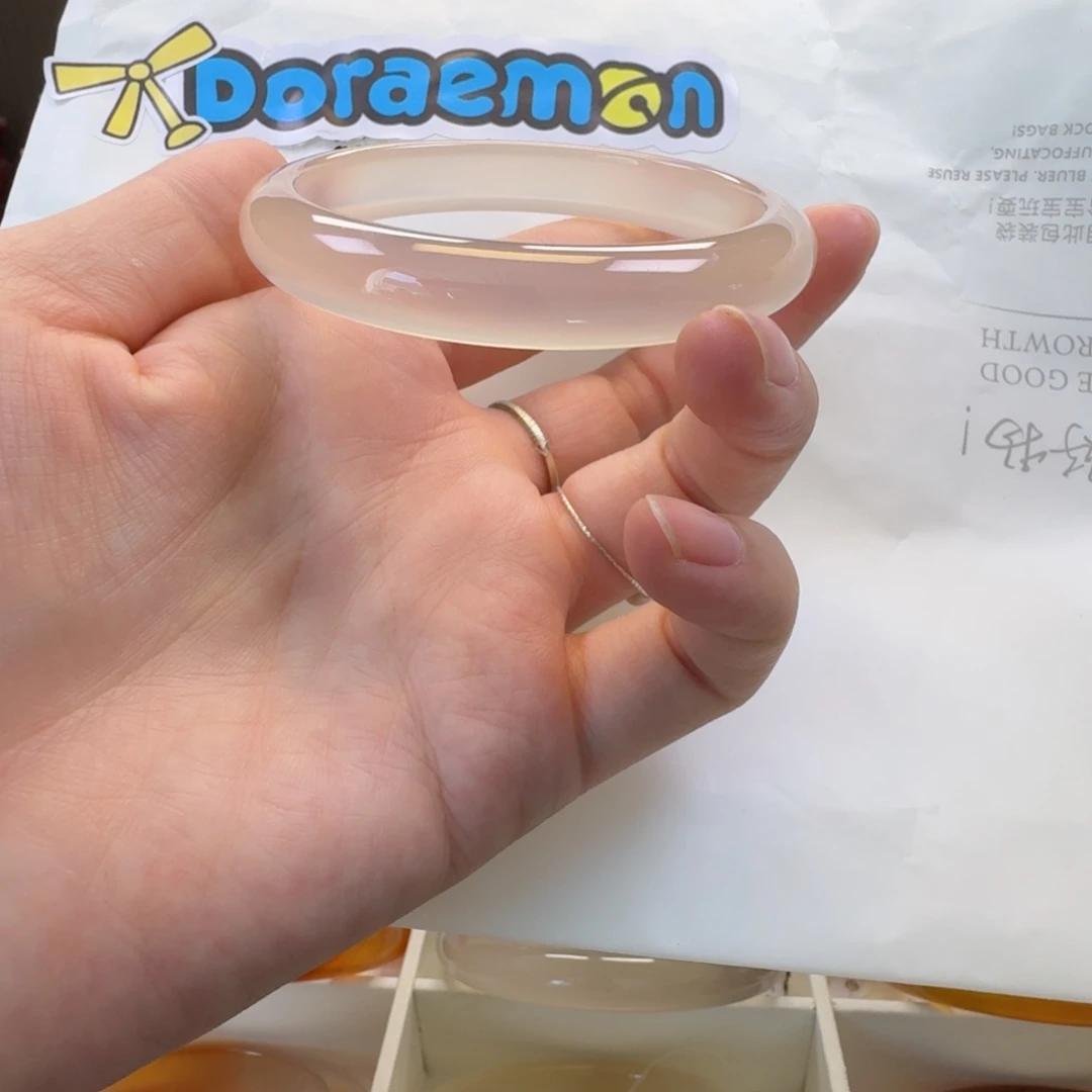 手镯玛瑙/玉髓未镶嵌
