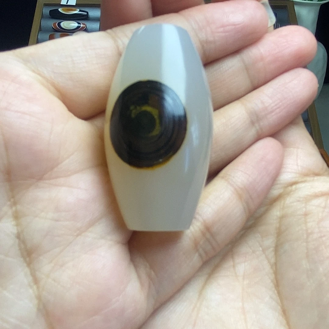 玛瑙/玉髓颈饰未镶嵌孙*平