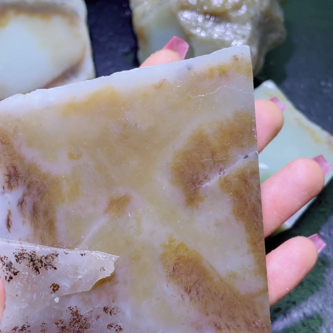 和田玉未镶嵌珠宝半成品