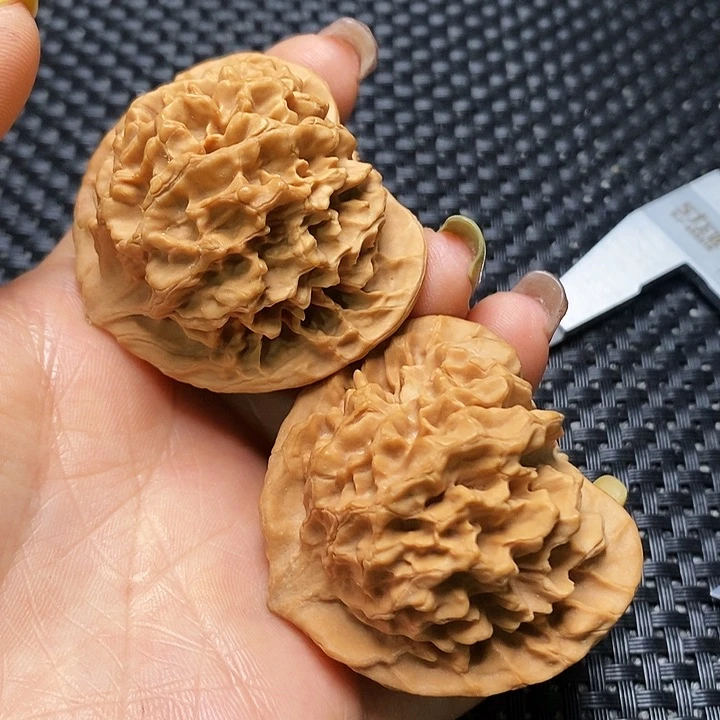 文玩核桃把件秦岭核桃