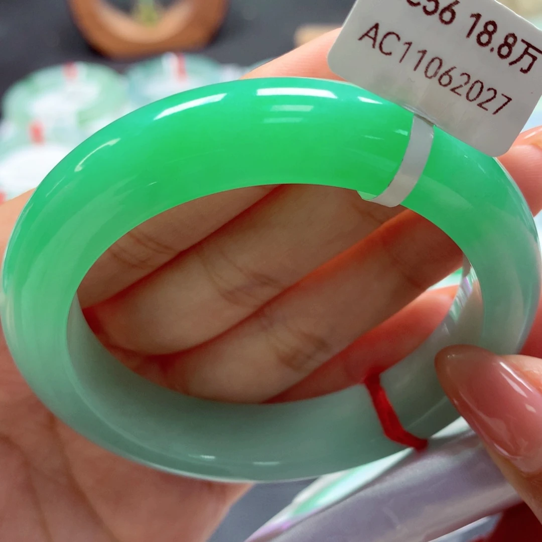 翡翠手镯未镶嵌57正（26）51号