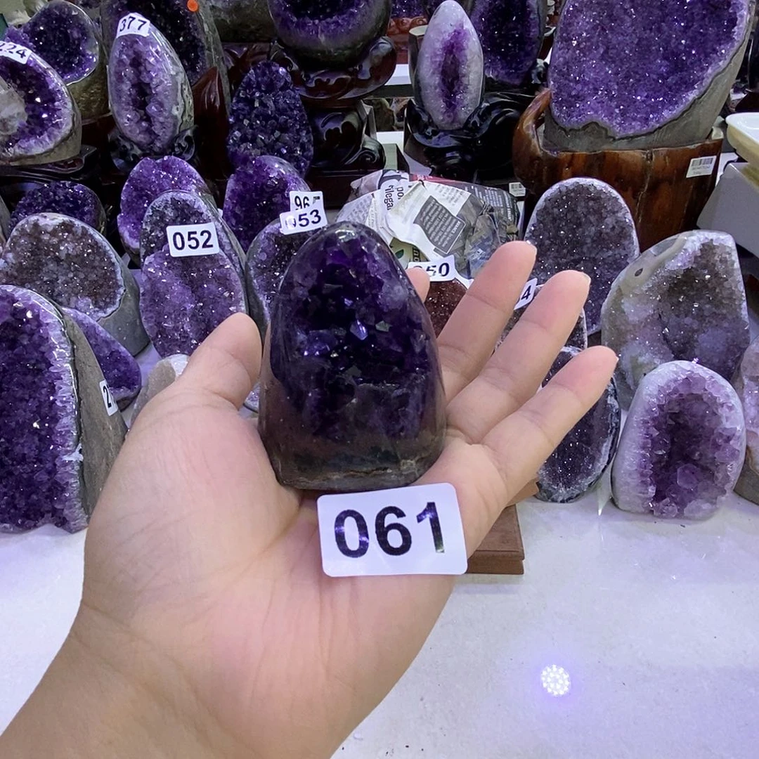 未镶嵌大型摆件（非配饰）紫晶