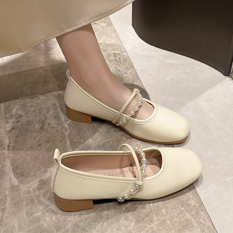 玛丽珍单鞋女2025年新款春秋粗跟晚晚仙女风温柔配裙子软底小皮鞋