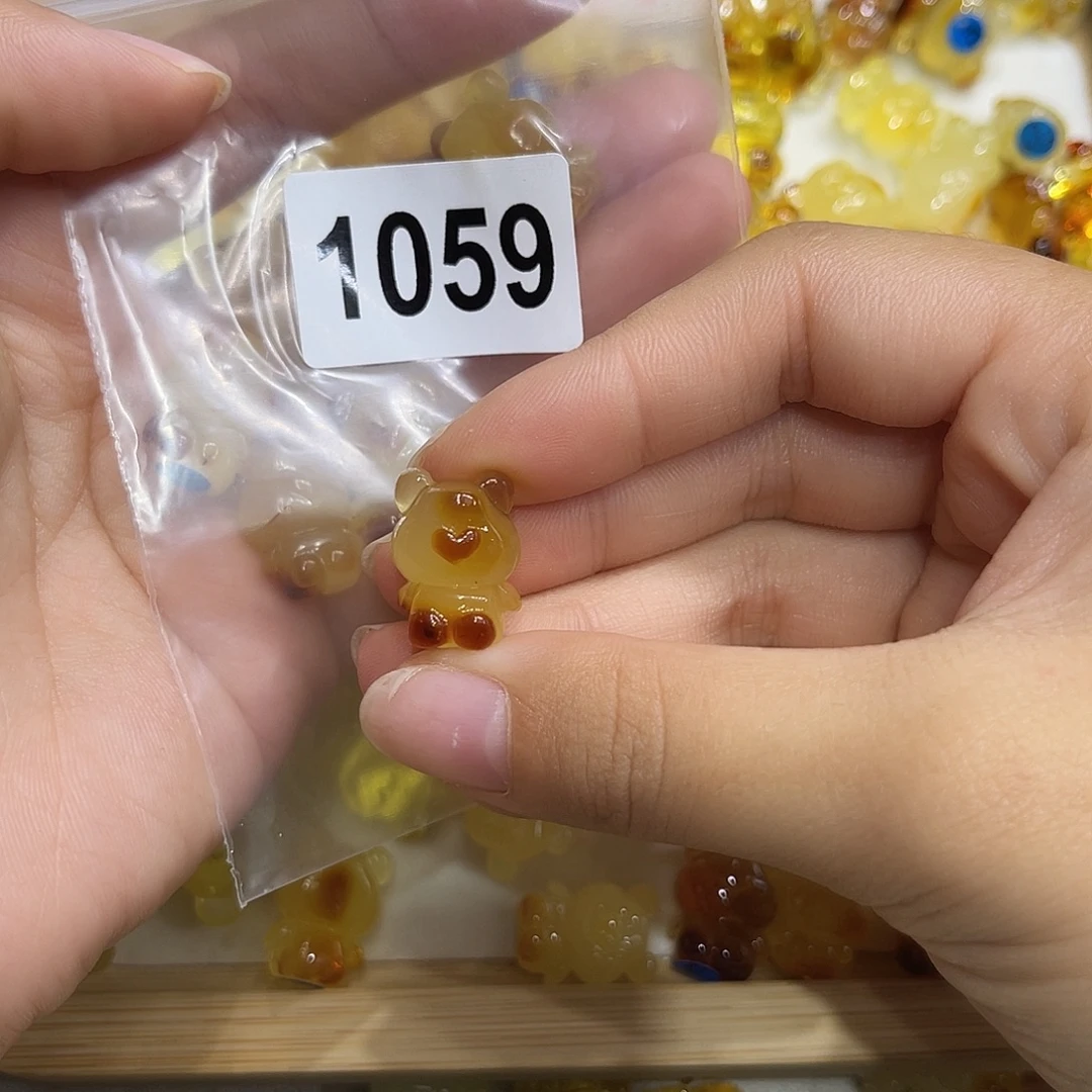琥珀未镶嵌珠宝奇石