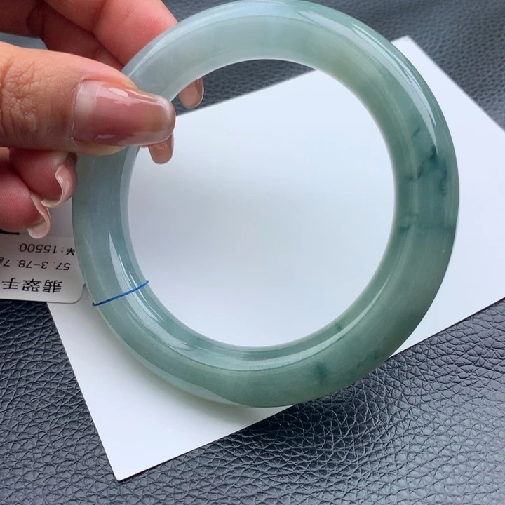 翡翠手镯未镶嵌天然翡翠手镯