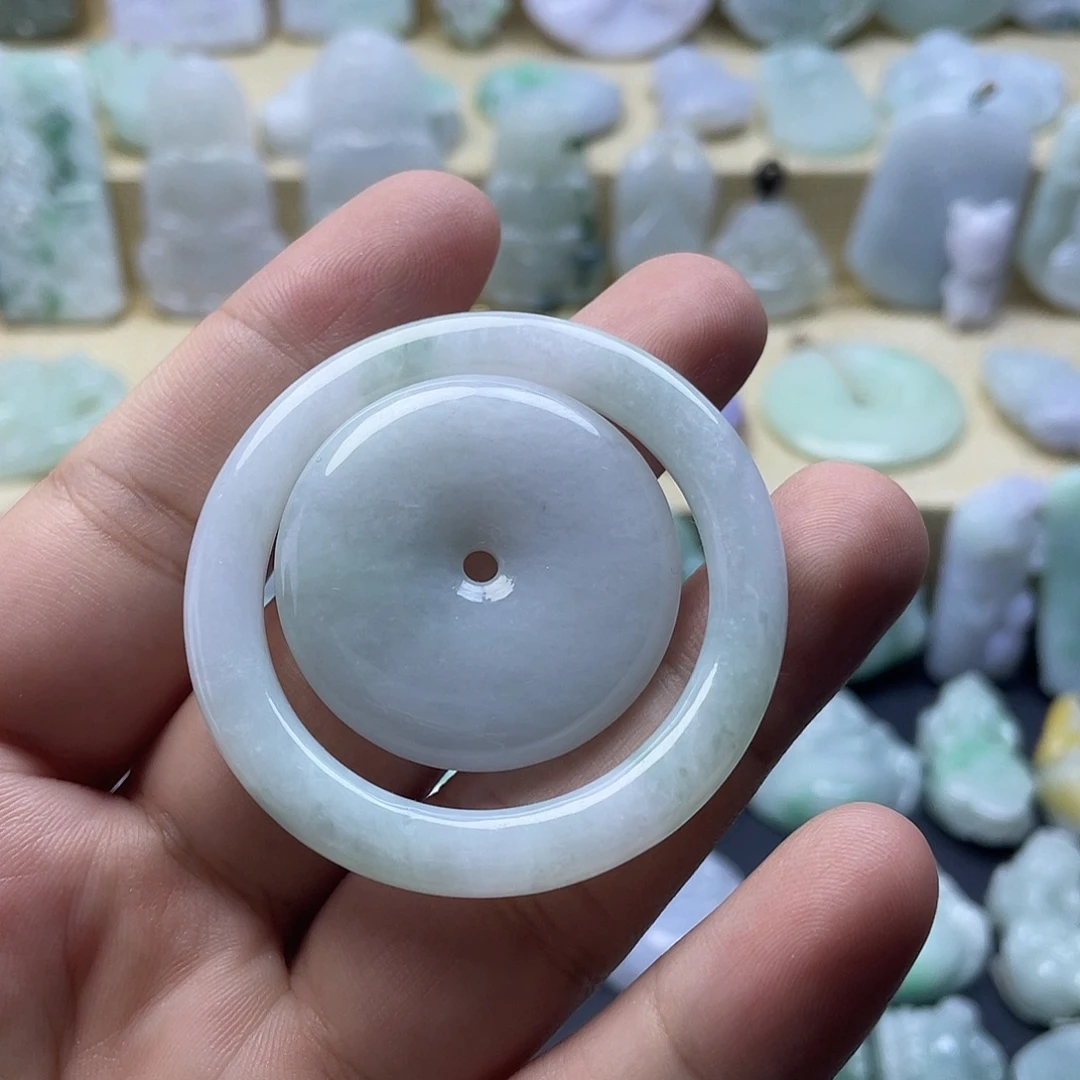 翡翠未镶嵌颈饰纯天然翡翠