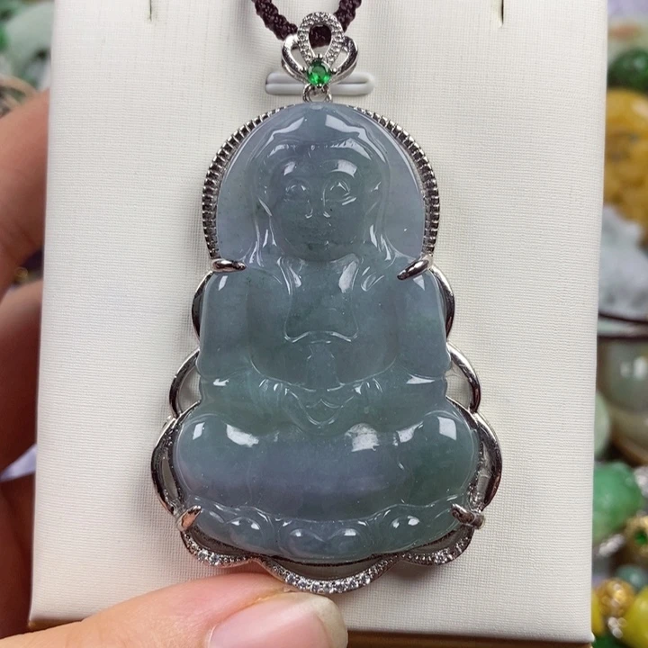 翡翠未镶嵌吊坠(赠链)