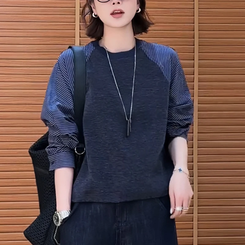 女士灰色条纹时尚卫衣2025秋季新款洋气减龄宽松显瘦衬衫拼接上衣