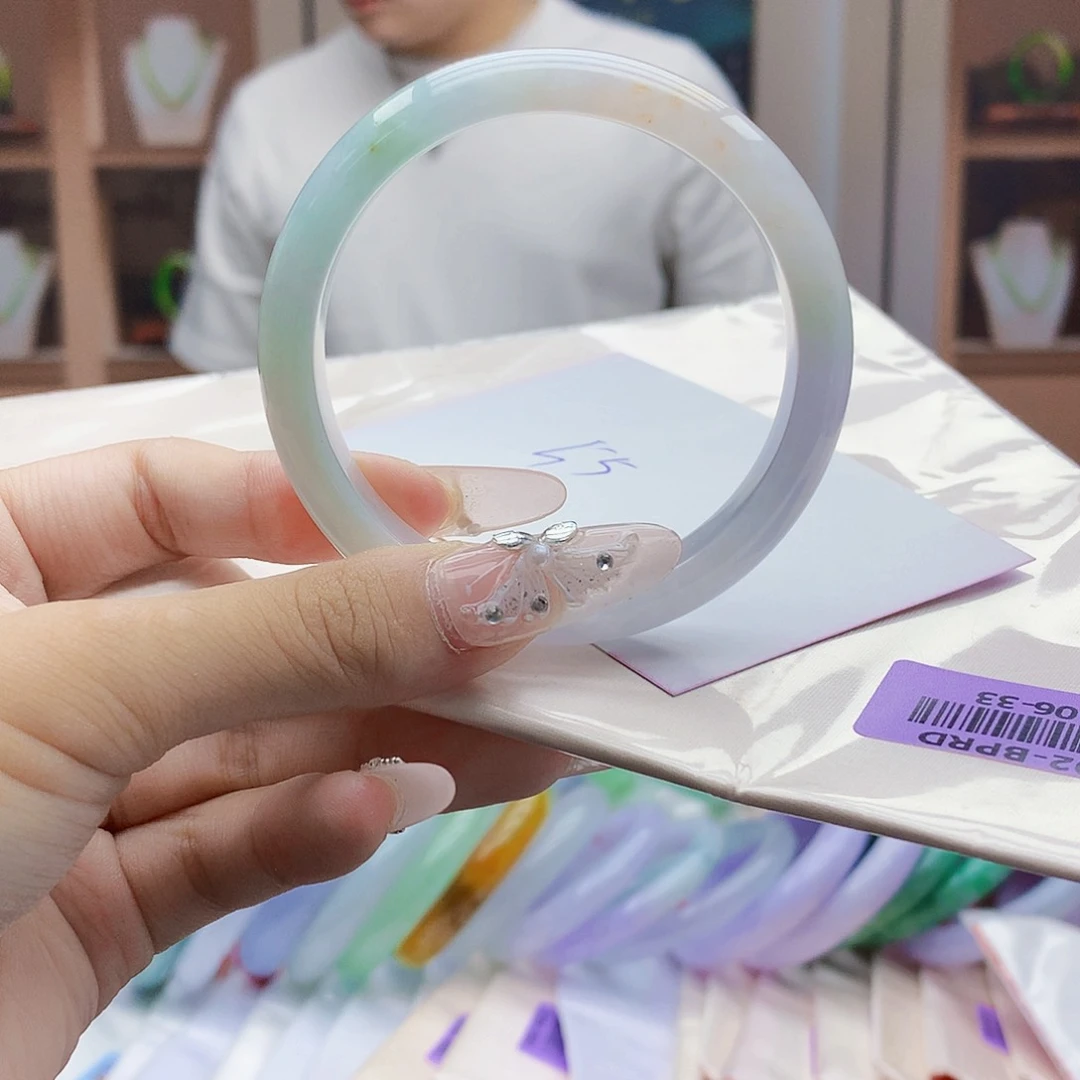 翡翠手镯未镶嵌556667789988898888