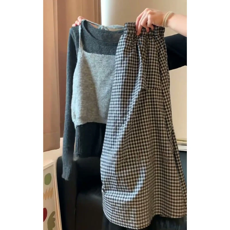 2025早秋新款女韩系穿搭挂脖吊带修身圆领针织上衣高腰格纹半身裙