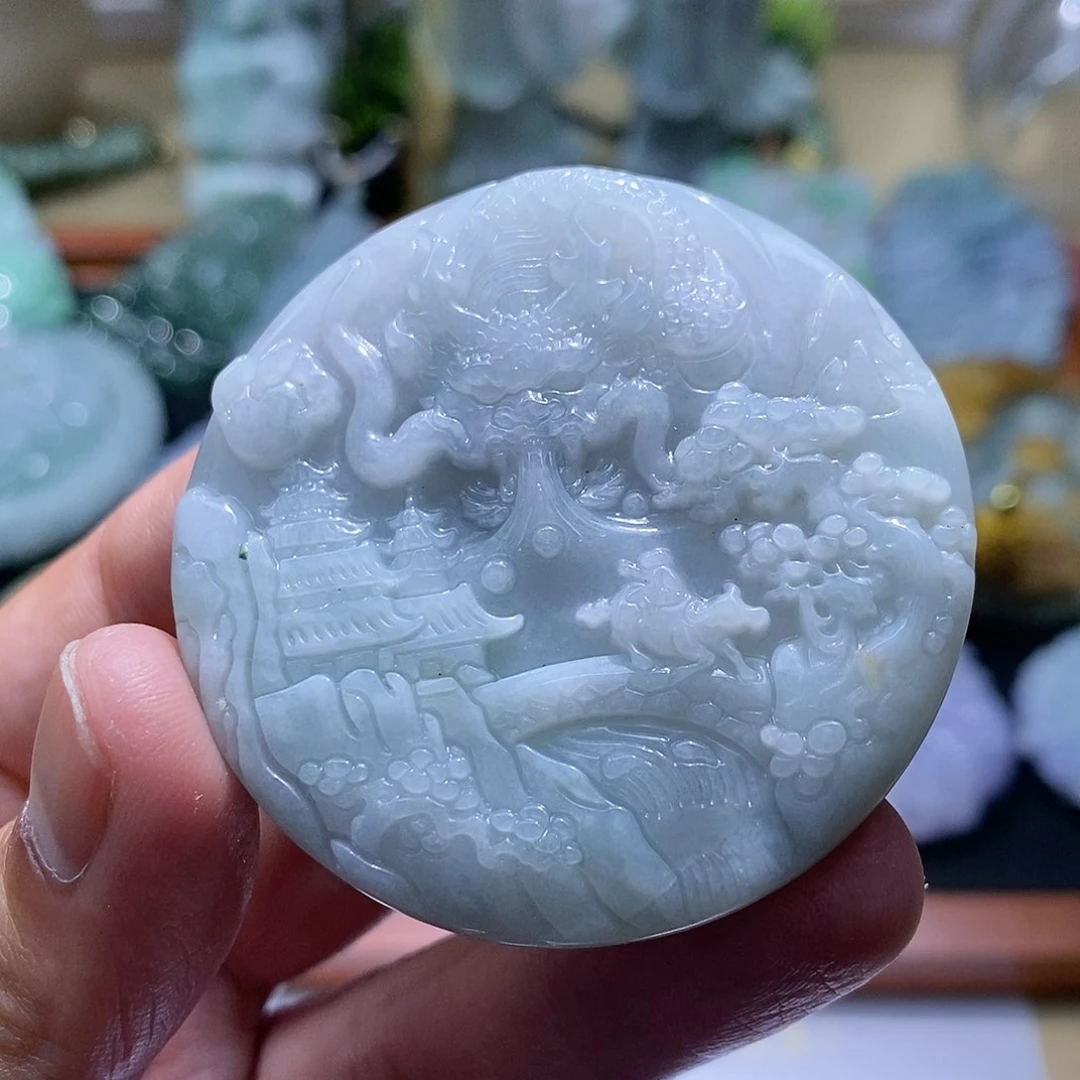 【闪购商品】翡翠颈饰未镶嵌山水龙