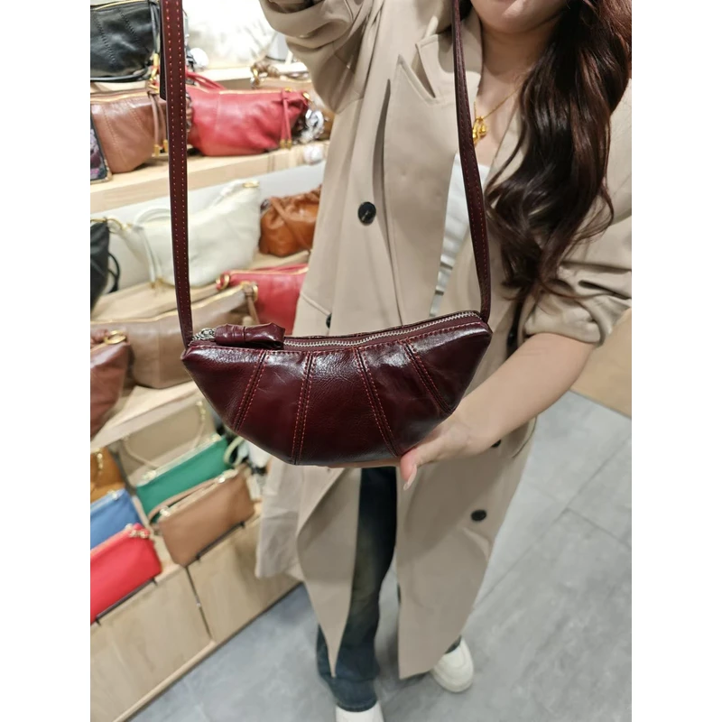 YUSHA/高档小号酒红色油蜡牛角包-5506-1