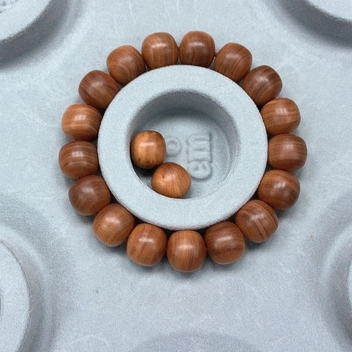 檀香木把件三*.微瑕11/12老型珠8号料