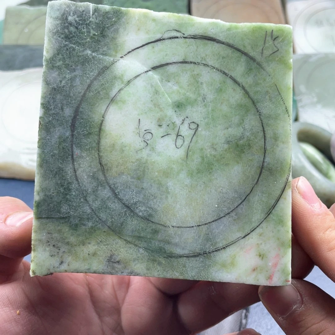 独山玉定制手镯未镶嵌