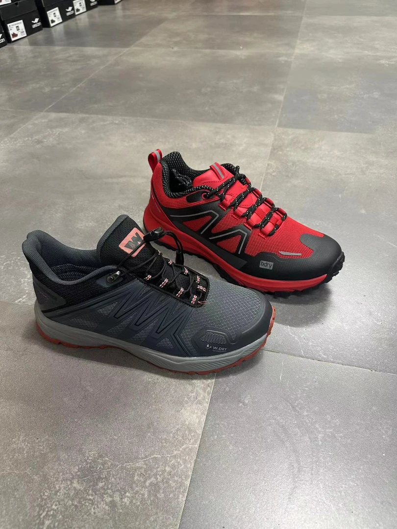 四季男女户外休闲鞋舒适时尚百搭