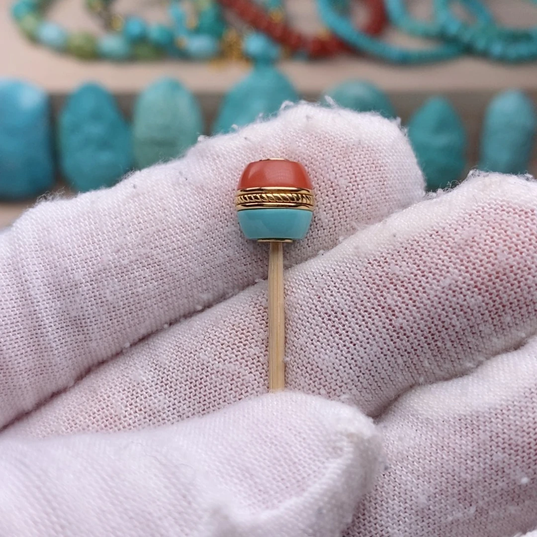 绿松石挂件18K金镶嵌