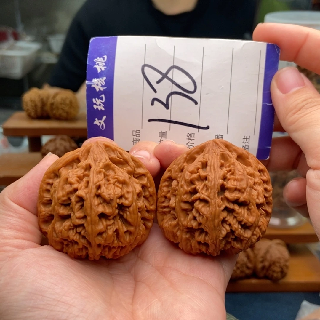 文玩核桃把件46粗筋