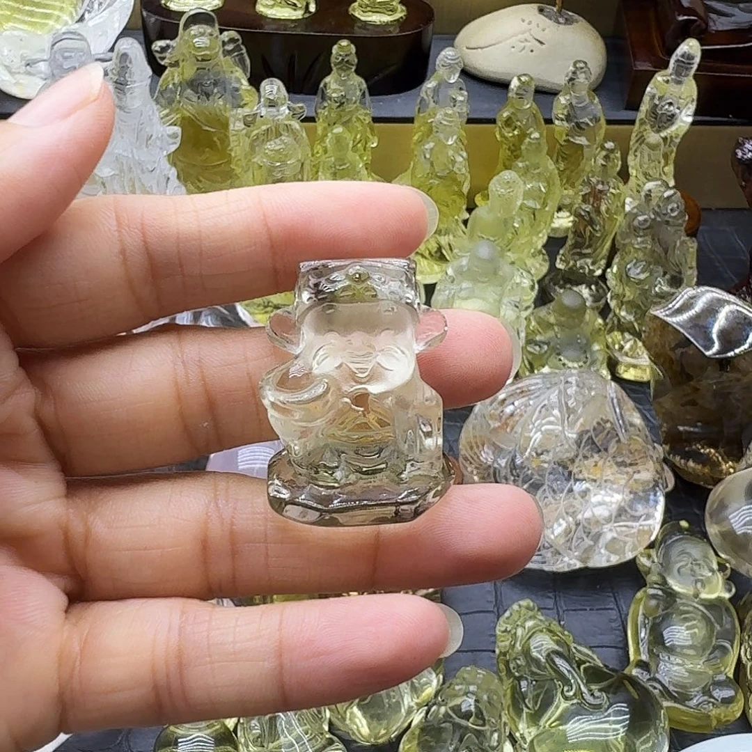 勇***未镶嵌珠宝半成品水晶