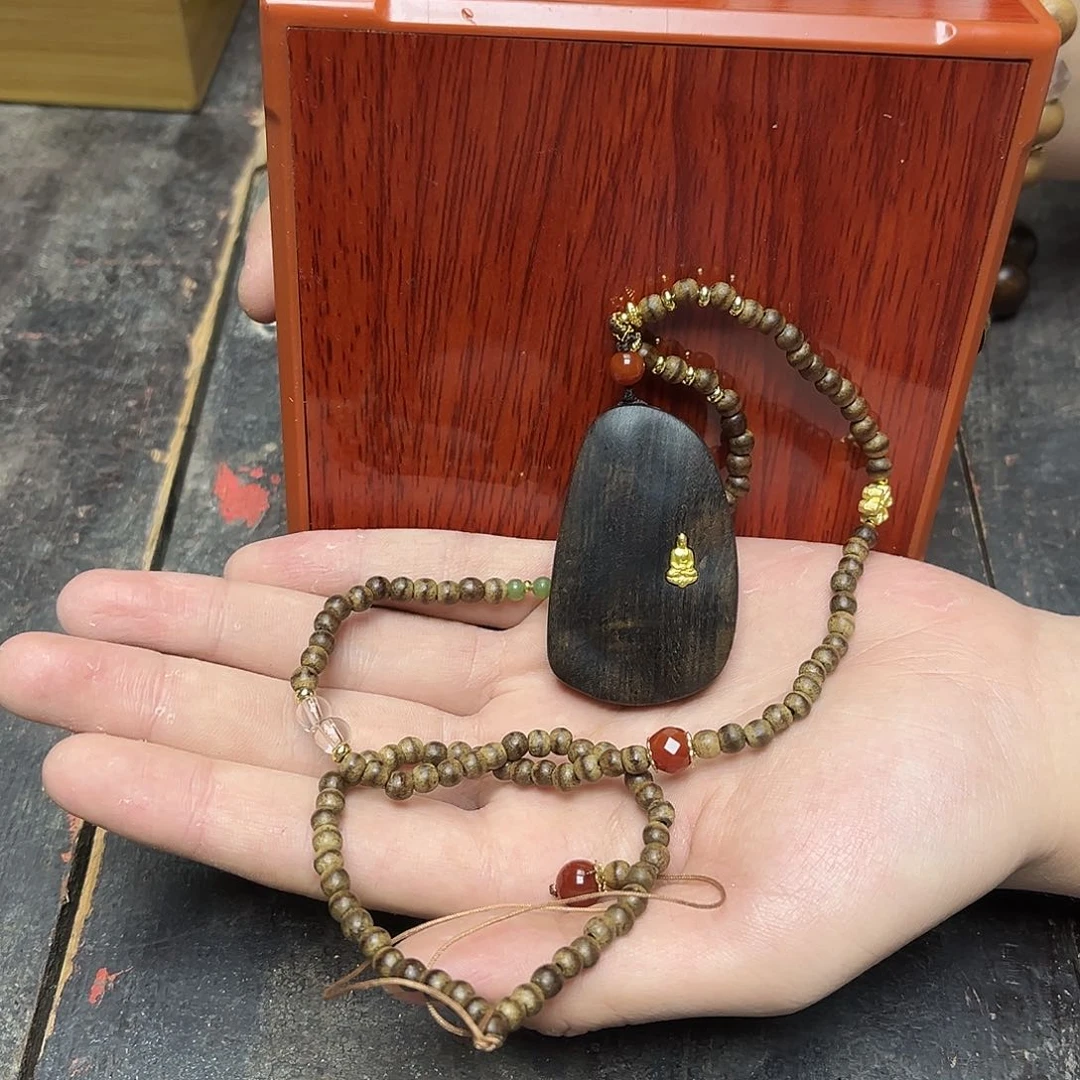 大叶紫檀（黑酸枝木类）