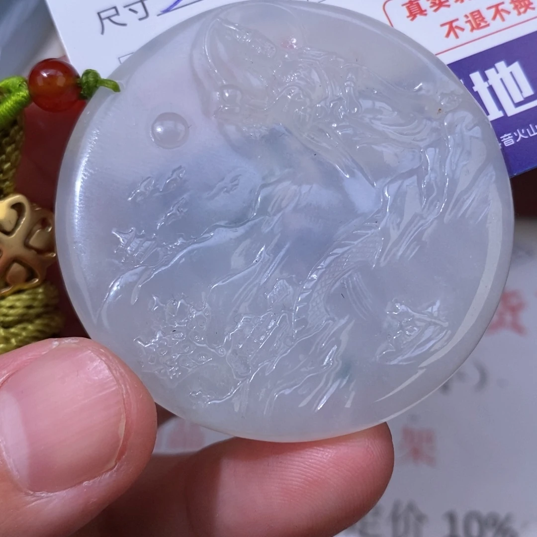 飞***修翡翠未镶嵌颈饰翡翠
