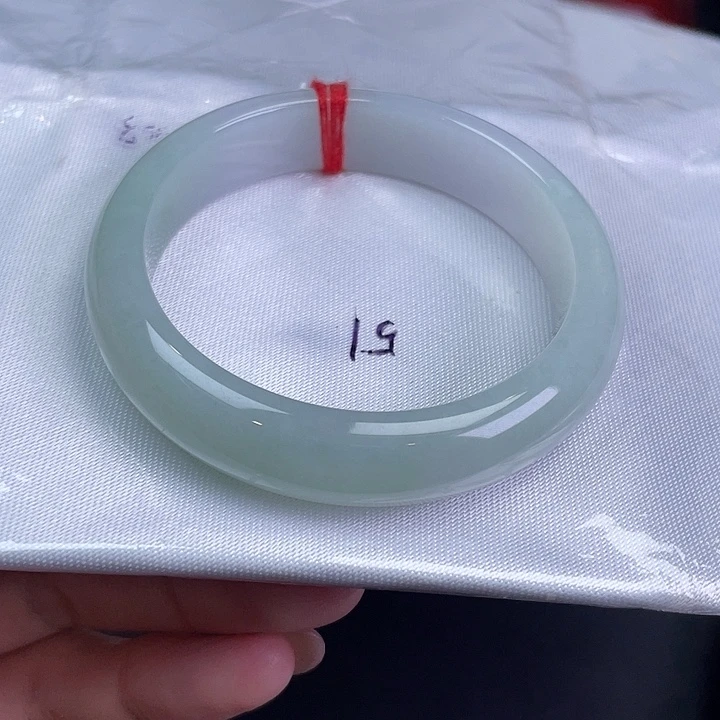 翡翠未镶嵌手镯51圈正圈