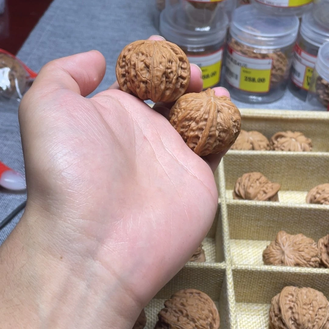 文玩核桃把件磨盘 88