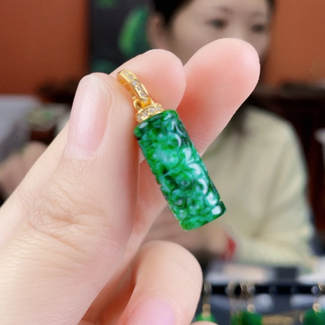 翡翠未镶嵌耳饰饰品