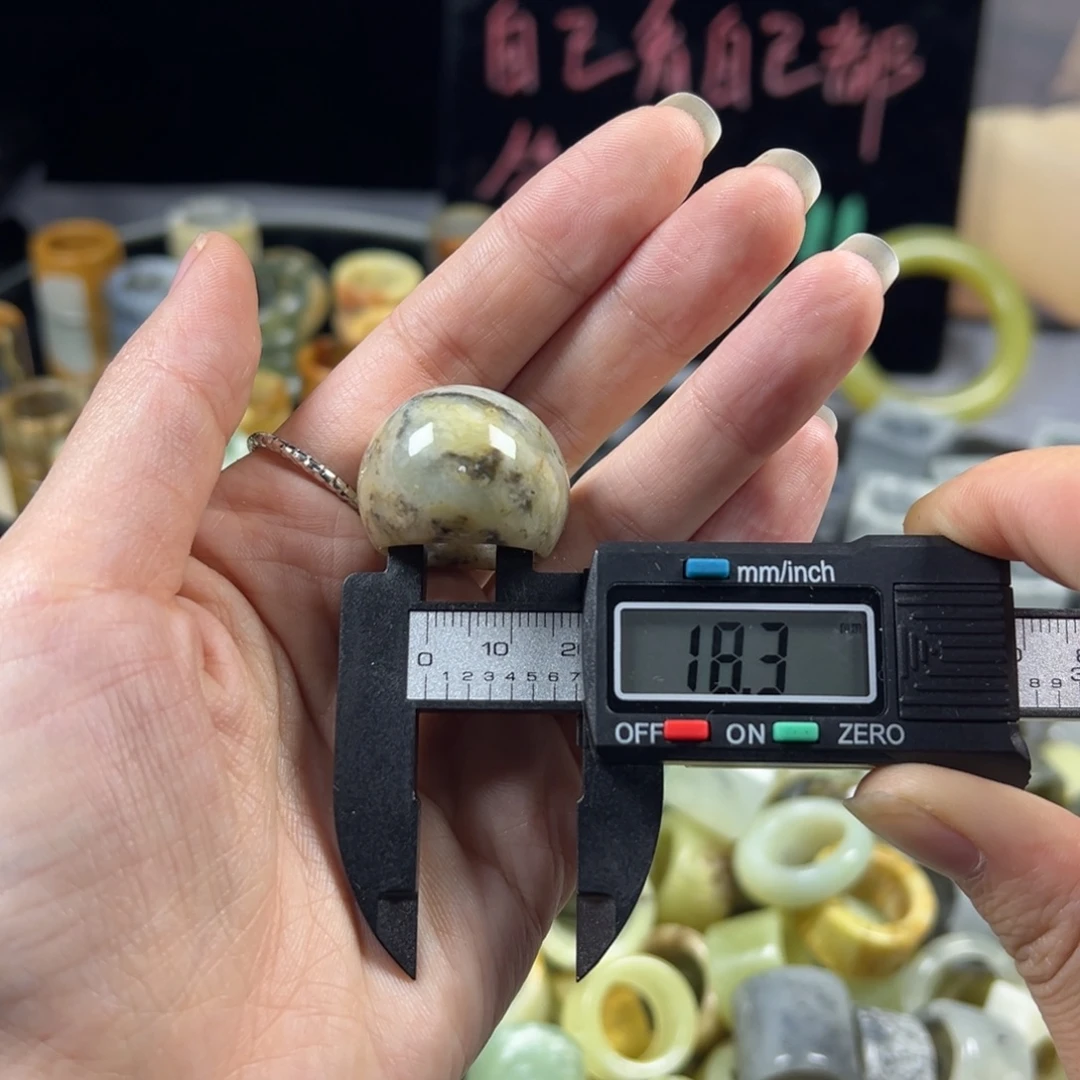 幸***·蛇纹石玉未镶嵌戒指