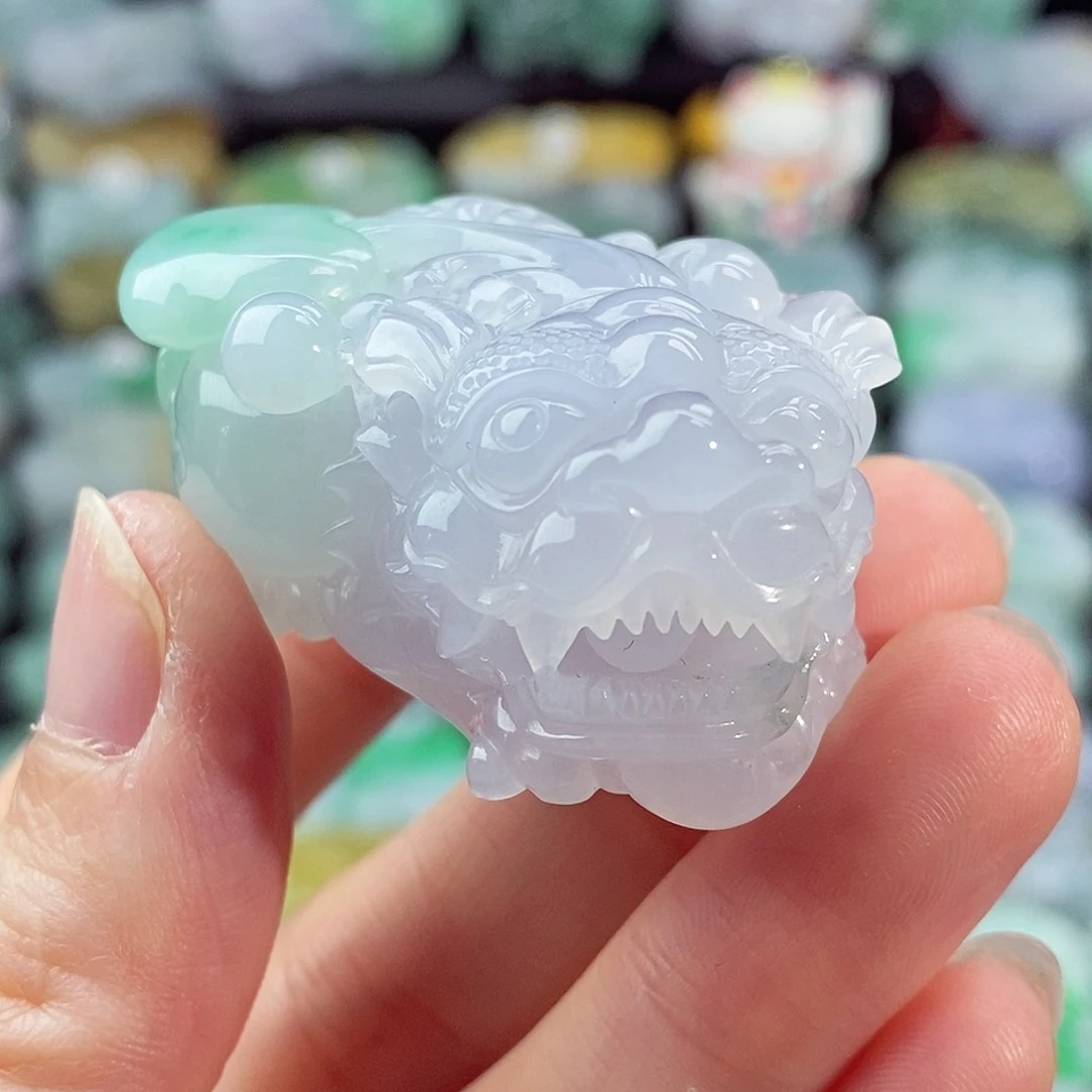 颈饰未镶嵌翡翠天然