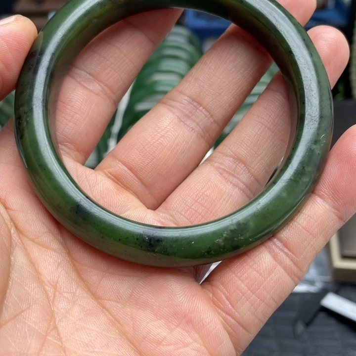 青***墨和田玉（碧玉）未镶嵌手镯入门级和田碧玉手镯内径63.5