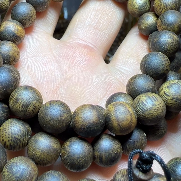 星***心沉香沉香碎屑99沉0.8多圈30克