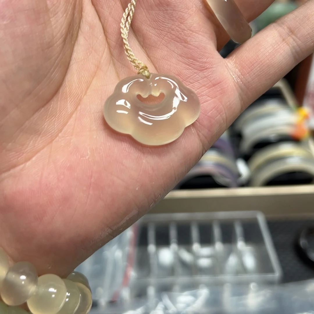 玛瑙/玉髓颈饰未镶嵌