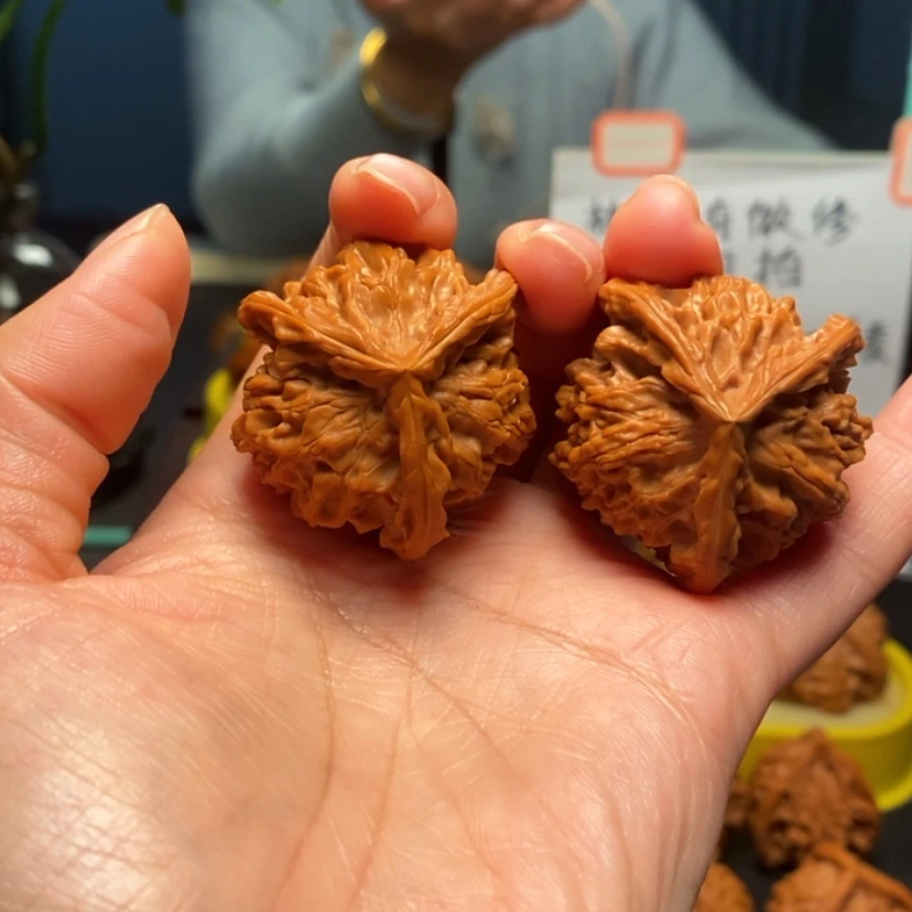 【闪购商品】把件桃核雅**瓷5号三棱，