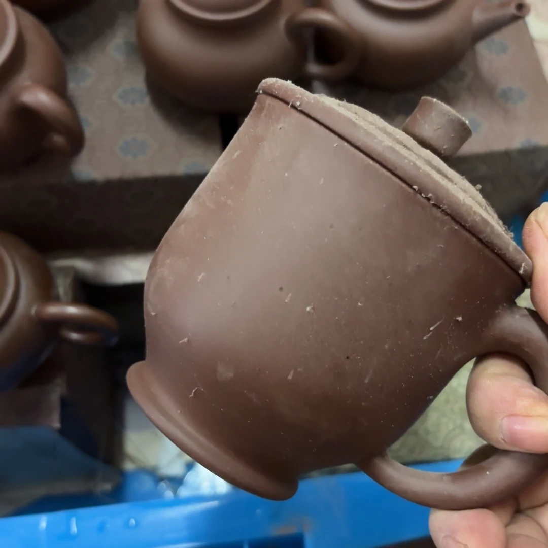 紫砂茶壶紫砂之光和青釉花等图案