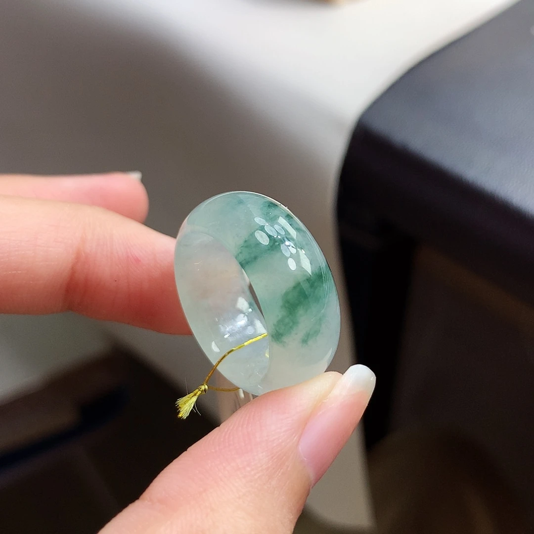 翡翠戒指未镶嵌1314圈