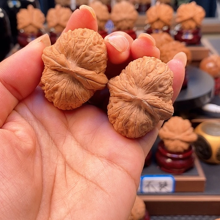 文玩核桃吊坠39元宝