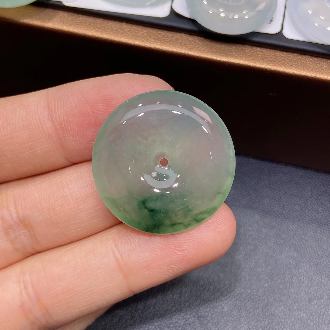 缅甸天然A货翡翠，冰种飘意境花半山水平安扣吊坠，冰透精美百搭L