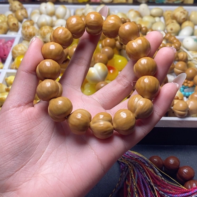 【闪购商品】吊坠猴头核桃浅**然