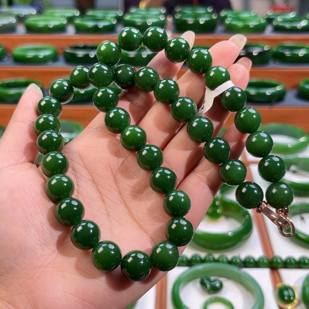 颈饰未镶嵌和田玉卡12