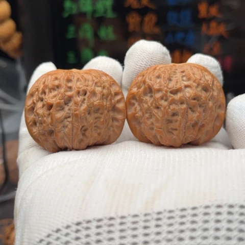 把件文玩核桃血麒麟